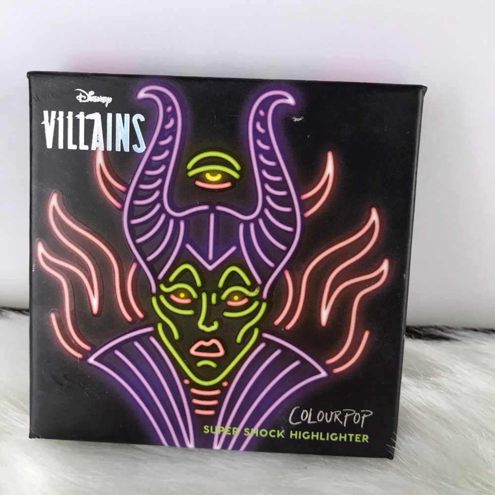 Colourpop Highlighter in “Mistress of All Evil”